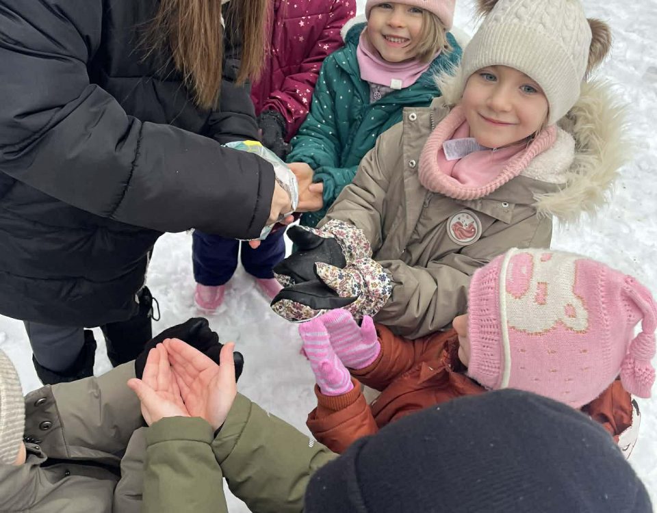 6dd03850-a5cb-445e-aba4-1c6b1e4fd094